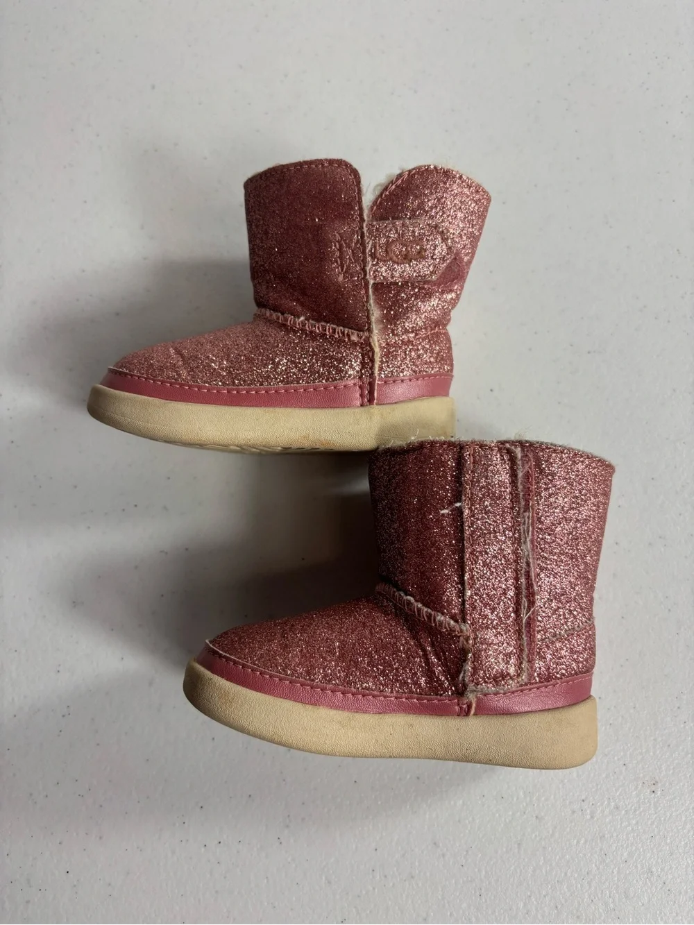 UGG Keelan toddler boots in pink glitter  toddler size 5